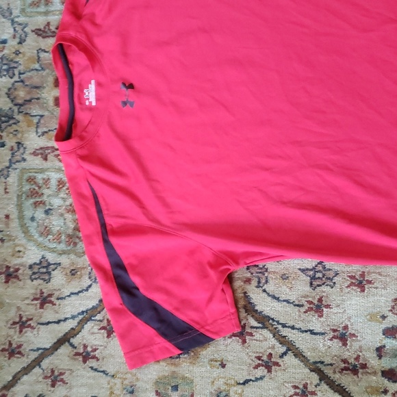 Under Armour T-shirt - Picture 3 of 6